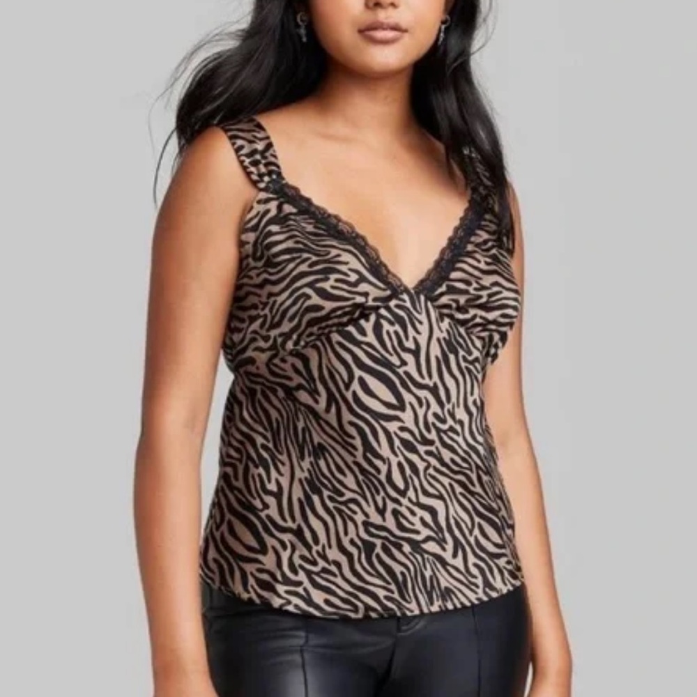 < Wild Fable Black and Tan Zebra Print Camisole >
